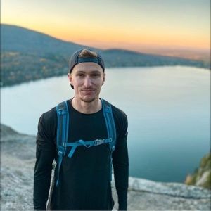 Meet your Posher, Zach